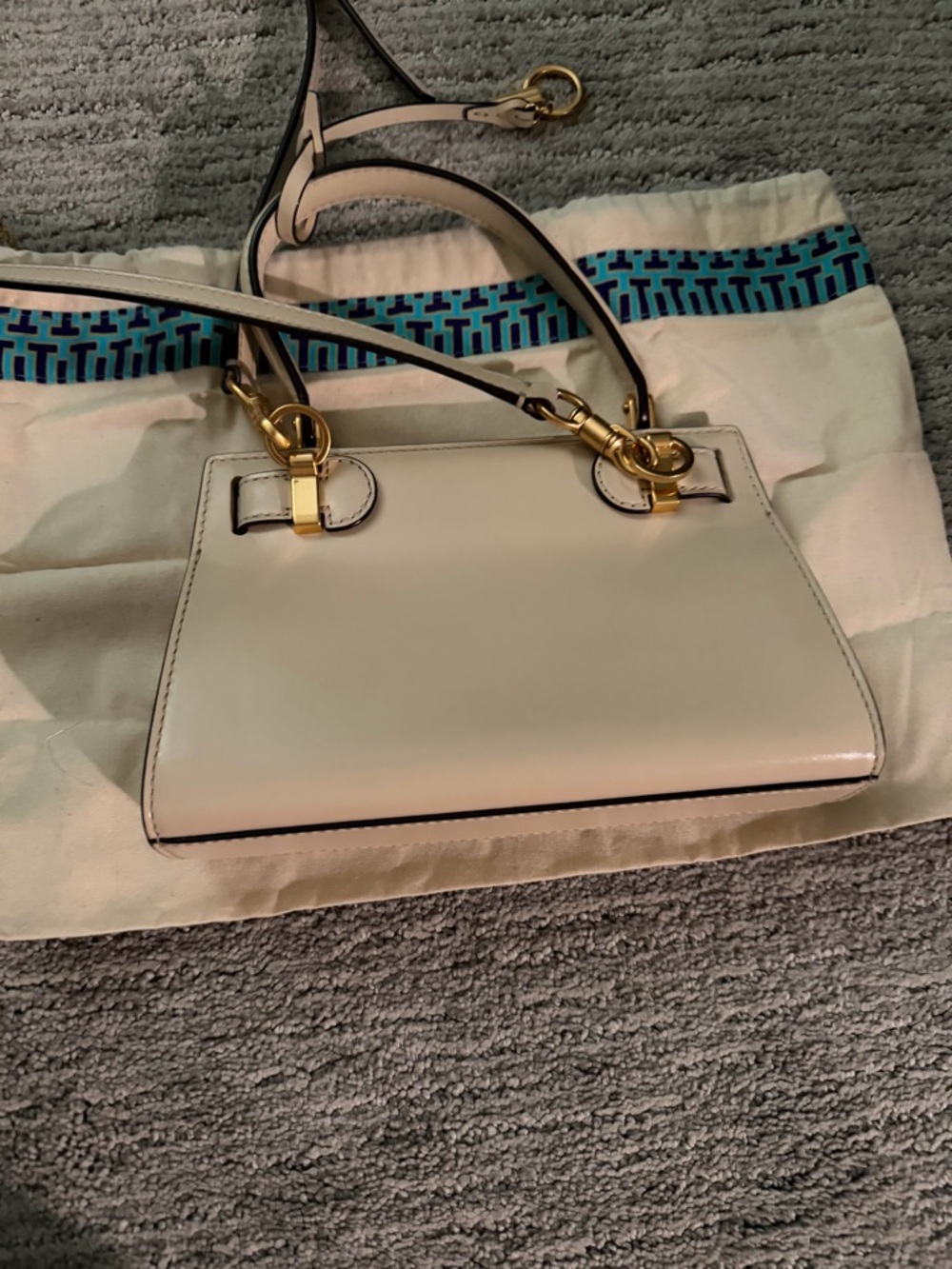 Tory Burch White Crossbody Top-Handle Bag with Gold Hardware - Picture 8 of 12